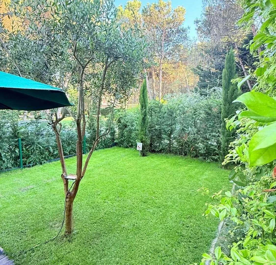 Deluxe Garden Apartment At Marea Resort Golem   Golem (Tirana)