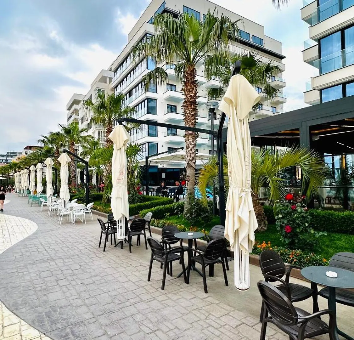 Deluxe Garden Apartment At Marea Resort Golem  0*, Golem (Tirana)